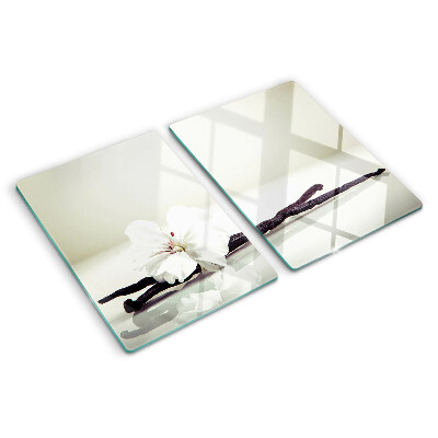 Tagliere in vetro con motivo a fiore su ramo