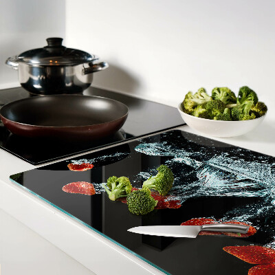Tagliere in vetro con motivo di fragole immerse in acqua