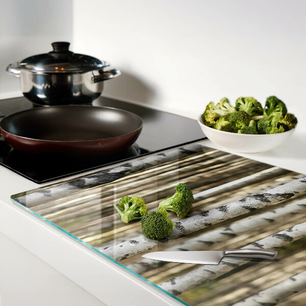 Tagliere in vetro temperato con stampa a tema betulle bianche nel bosco