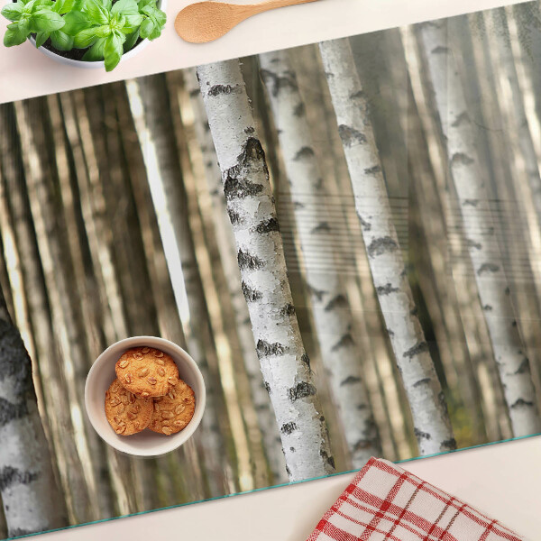 Tagliere in vetro temperato con stampa a tema betulle bianche nel bosco