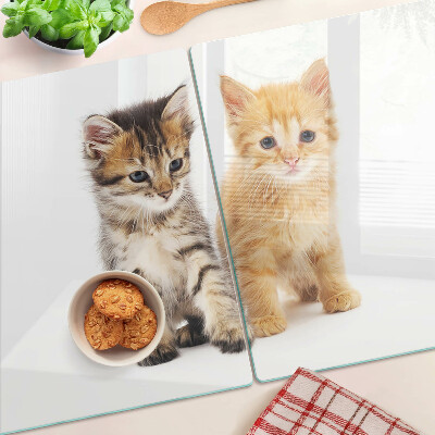 Tagliere in vetro temperato con stampa di gatti su sfondo bianco