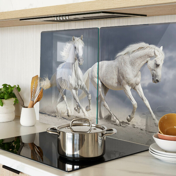 Tagliere in vetro temperato con decorazione di cavalli bianchi in corsa