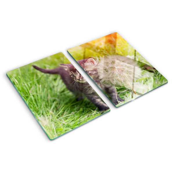 Tagliere in vetro temperato con motivo di gatto sull'erba
