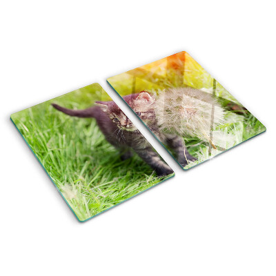 Tagliere in vetro temperato con motivo di gatto sull'erba
