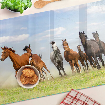Tagliere in vetro con stampa di cavalli al galoppo sul prato