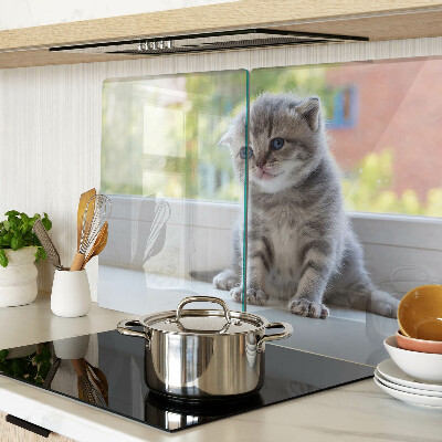 Tagliere in vetro temperato con stampa di un gattino sul davanzale