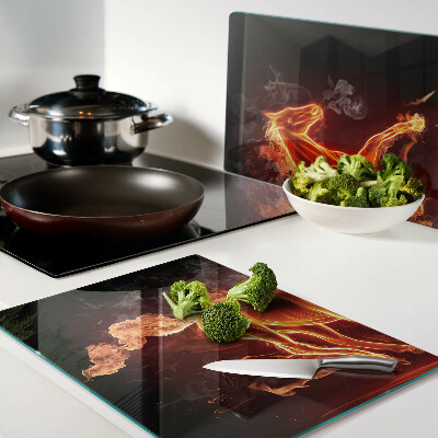 Tagliere in vetro temperato con stampa raffigurante un cavallo in fiamme