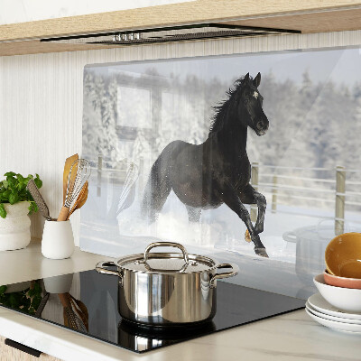 Tagliere in vetro temperato con il decoro di cavalli in un paesaggio invernale