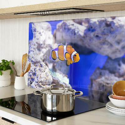 Tagliere in vetro con stampa raffigurante un pesce pagliaccio tra le rocce