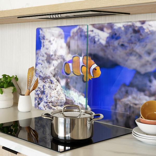 Tagliere in vetro con stampa raffigurante un pesce pagliaccio tra le rocce
