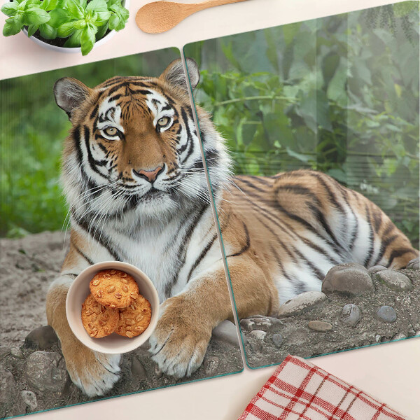 Tagliere in vetro temperato con decorazione raffigurante una tigre nel suo ambiente naturale