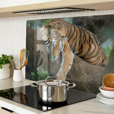 Tagliere in vetro temperato con stampa di una tigre su un tronco d'albero