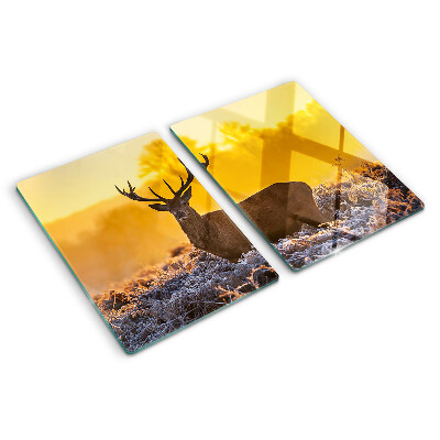 Tagliere in vetro temperato con stampa di un cervo su sfondo di paesaggio mattutino