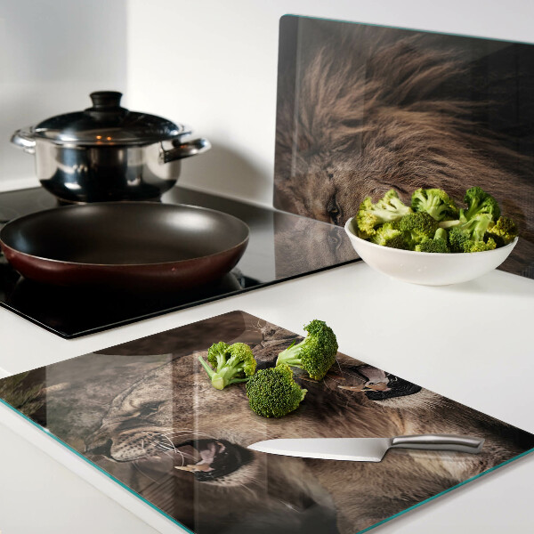 Tagliere in vetro con decorazione raffigurante leoni ruggenti