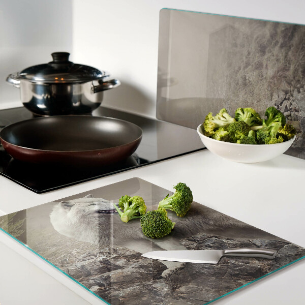 Tagliere in vetro temperato con decorazione raffigurante un lupo su una montagna rocciosa