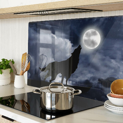 Tagliere in vetro con decorazione raffigurante un lupo nel bagliore della luna