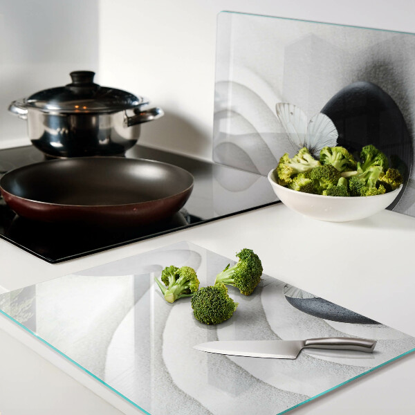 Tagliere in vetro temperato con motivo di farfalla su fondo effetto pietra