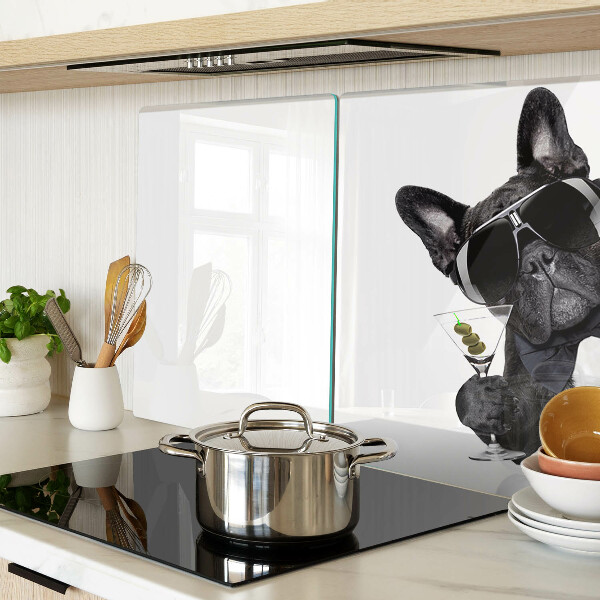 Tagliere in vetro temperato con stampa di un cane che indossa occhiali da sole