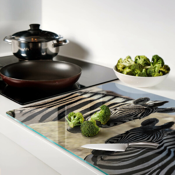 Tagliere in vetro temperato con stampa raffigurante zebre nel loro ambiente naturale