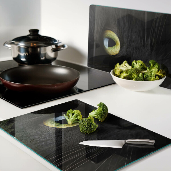 Tagliere in vetro con stampa di un gatto nero dagli occhi verdi