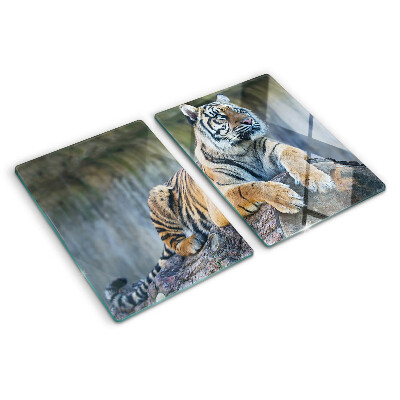 Tagliere in vetro con stampa di una tigre su un tronco d'albero