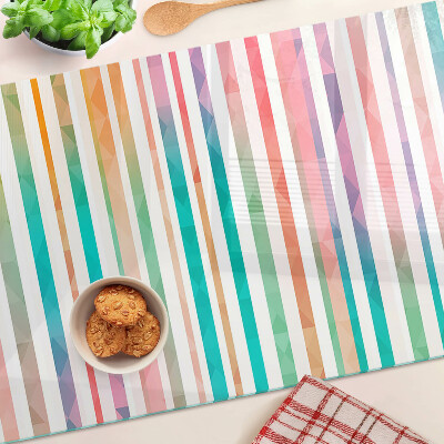 Tagliere in vetro temperato con strisce colorate nei toni dell'arcobaleno