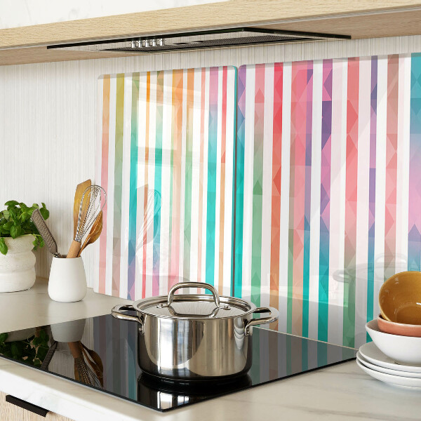 Tagliere in vetro temperato con strisce colorate nei toni dell'arcobaleno