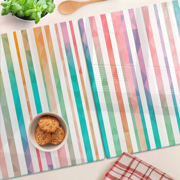 Tagliere in vetro temperato con strisce colorate nei toni dell'arcobaleno