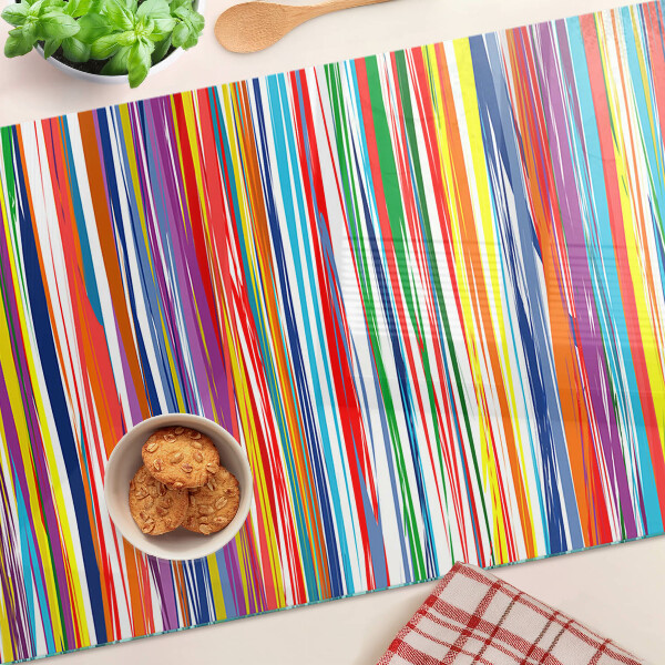 Tagliere in vetro con strisce colorate in varie tonalità