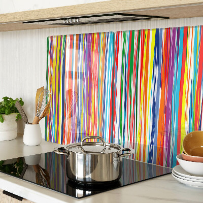 Tagliere in vetro con strisce colorate in varie tonalità