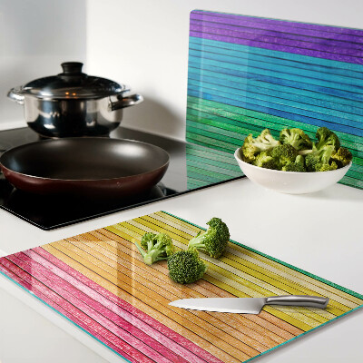 Tagliere in vetro temperato con strisce colorate a effetto arcobaleno