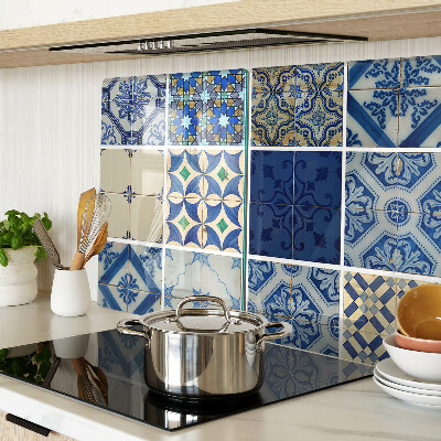 Tagliere in vetro con motivo a piastrelle in stile mosaico