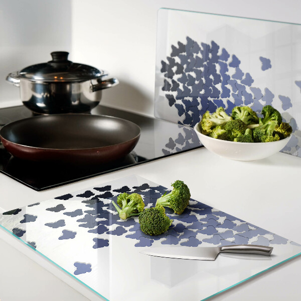 Tagliere in vetro temperato con motivo a cuore e decorazione di farfalle