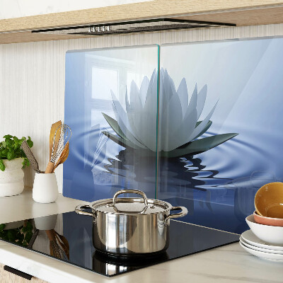 Tagliere in vetro temperato con motivo ninfea sullo sfondo dell'acqua