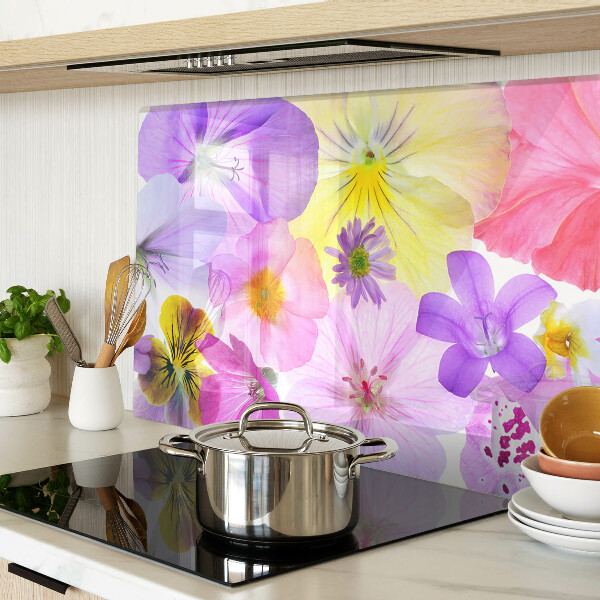 Tagliere in vetro con motivo di fiori nei colori pastello