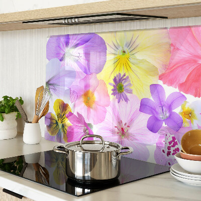 Tagliere in vetro con motivo di fiori nei colori pastello