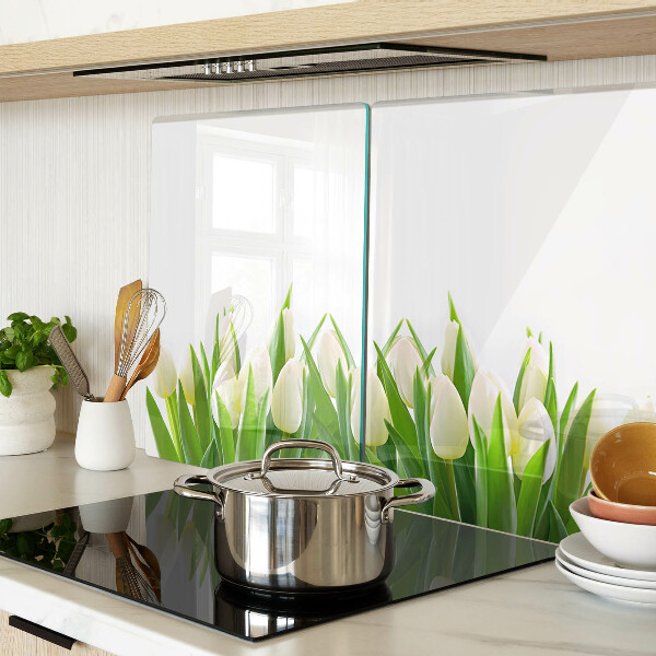 Tagliere in vetro con stampa di tulipani nell'erba verde