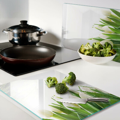 Tagliere in vetro con stampa di tulipani nell'erba verde