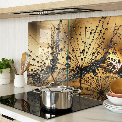 Tagliere in vetro temperato con stampa raffigurante gocce d'acqua sulle foglie