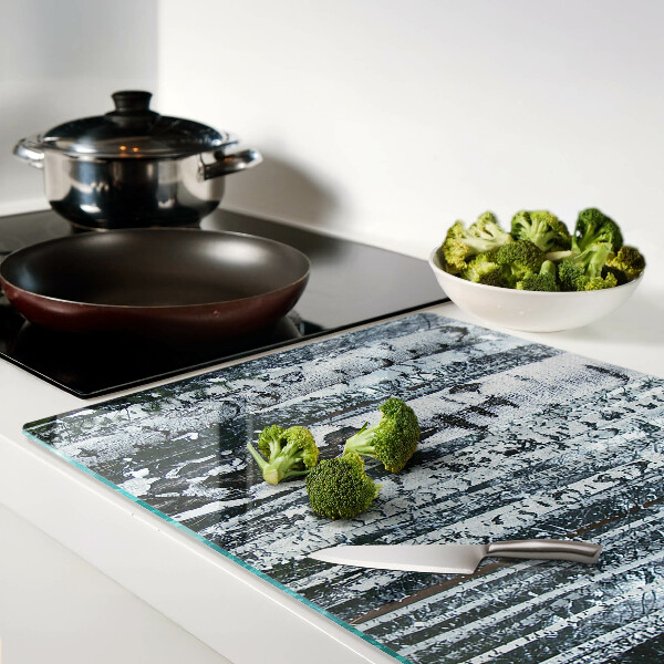 Tagliere in vetro temperato con motivo della foresta di betulle in una scena invernale