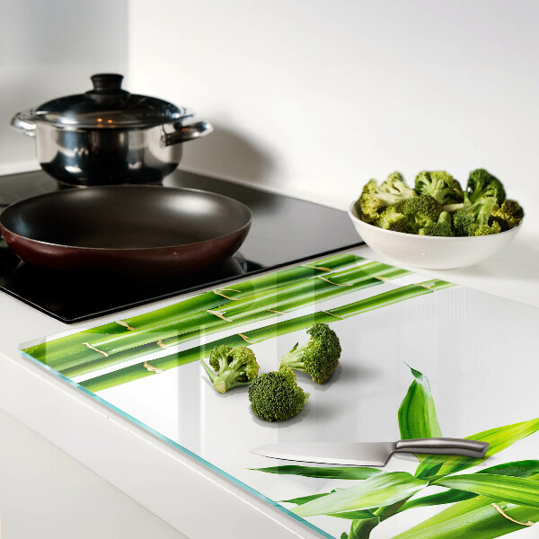 Tagliere in vetro temperato con finitura in bamboo dai toni del verde