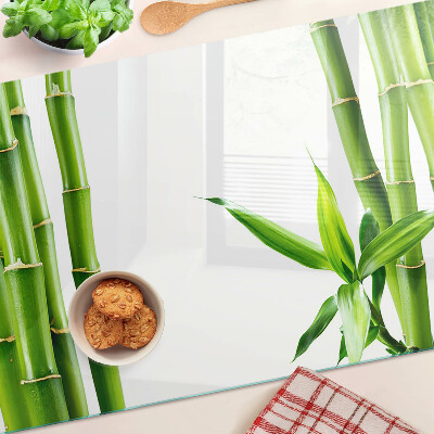 Tagliere in vetro temperato con finitura in bamboo dai toni del verde