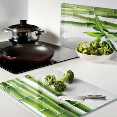 Tagliere in vetro temperato con finitura in bamboo dai toni del verde