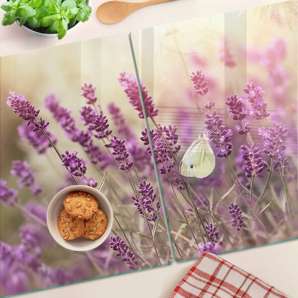 Tagliere in vetro temperato con stampa di un campo di lavanda con farfalla