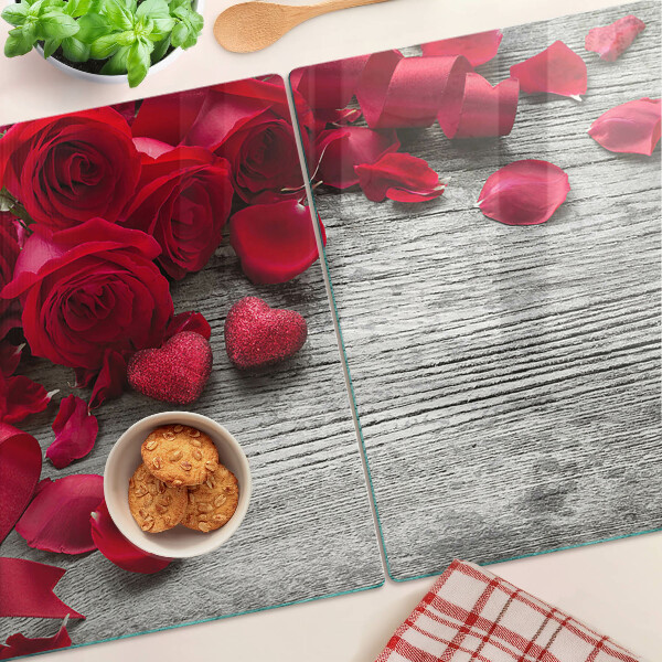 Tagliere in vetro con motivo di rose e petali a forma di cuore