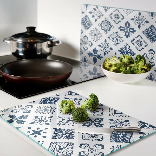 Tagliere in vetro con motivo floreale in stile folk