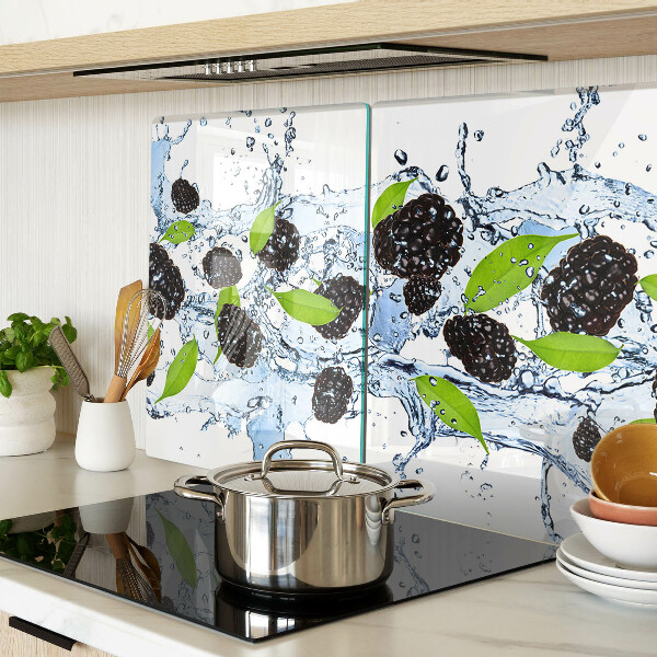 Tagliere in vetro con stampa motivo frutta immersa nell'acqua