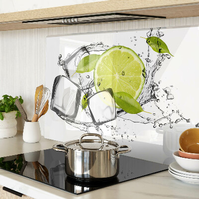 Tagliere in vetro temperato con decorazione a limone, ghiaccio e foglie