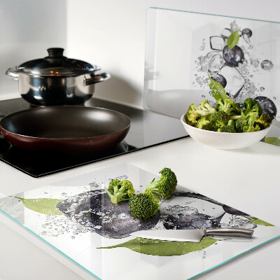 Tagliere in vetro temperato con motivo di prugne in acqua e foglie