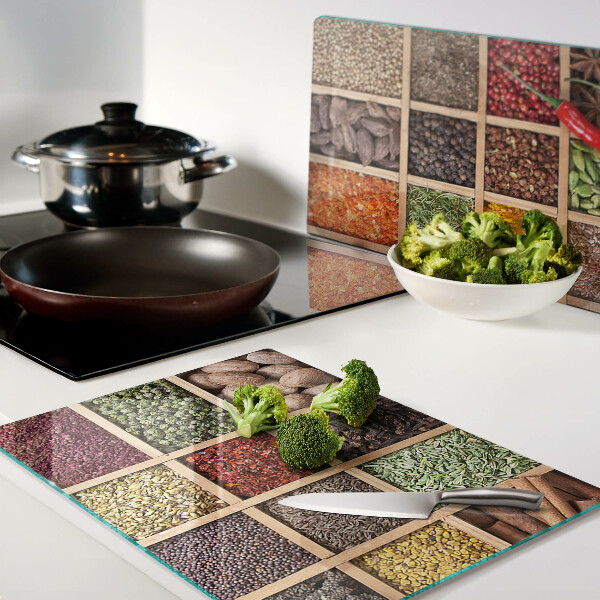 Tagliere in vetro temperato con stampa a tema spezie e barattoli